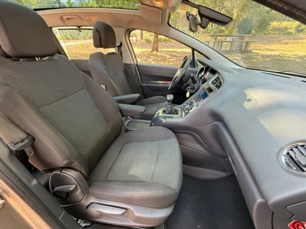 Peugeot 5008 11