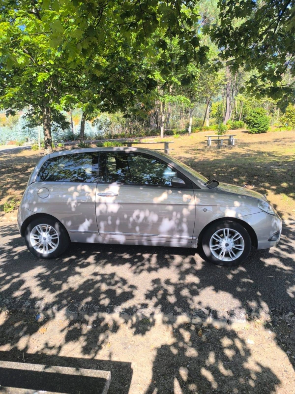 Lancia Ypsilon 9