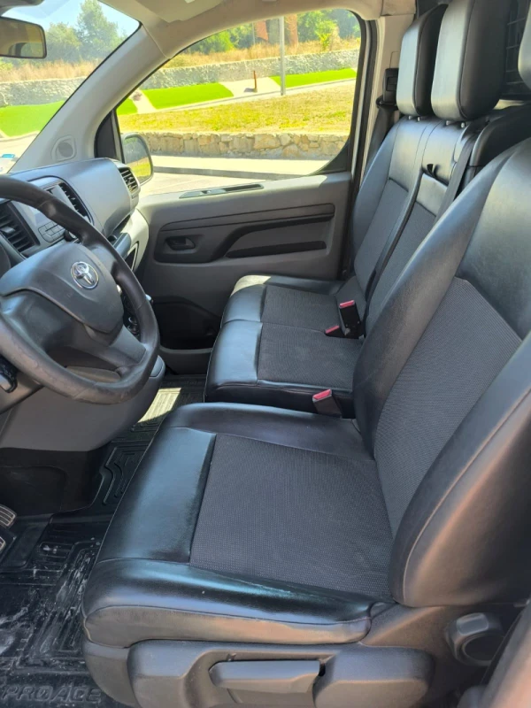 Toyota Proace 5