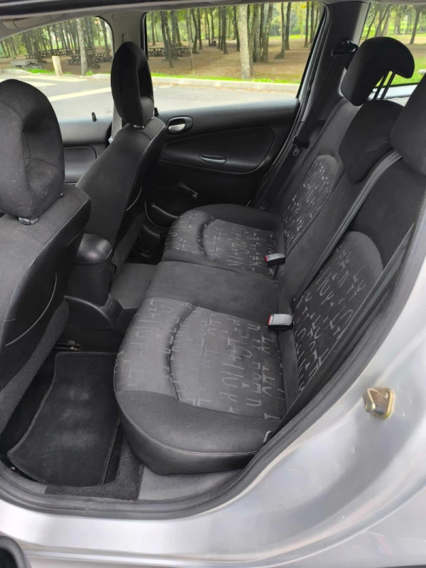 Peugeot 206 4