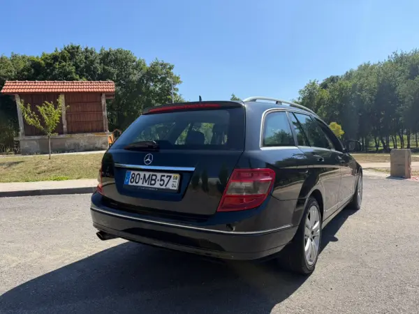 Mercedes-Benz C 220 13