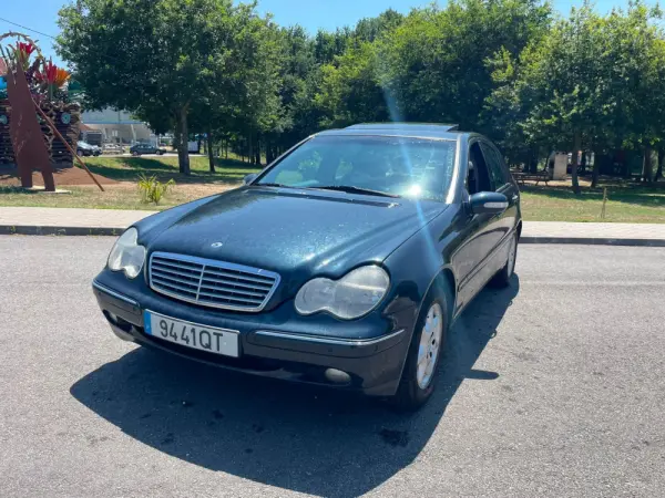 Mercedes-Benz C 200 1