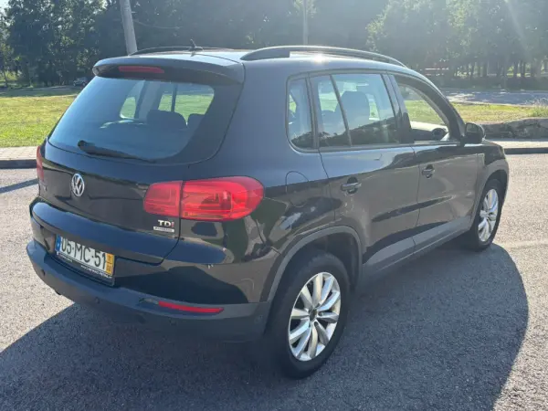Volkswagen Tiguan 7