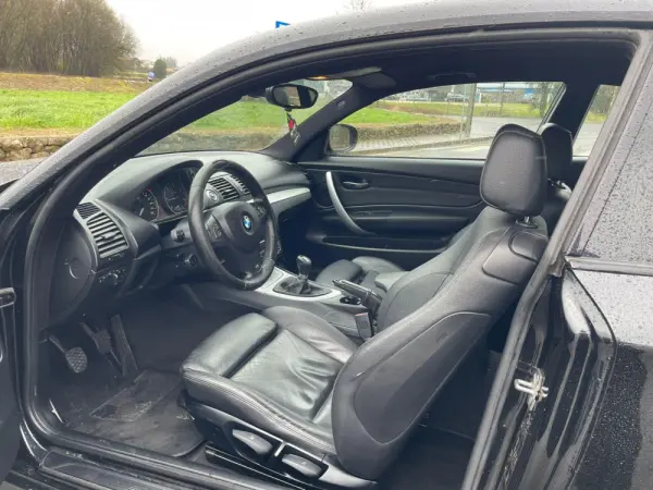 BMW 118 d Pack M 2