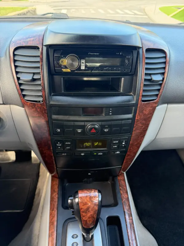 Kia Sorento 2.5 CRDi EX Top Auto. 10