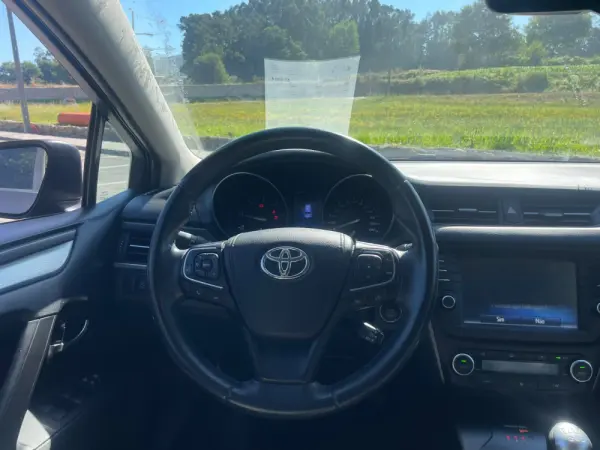 Toyota Avensis 6