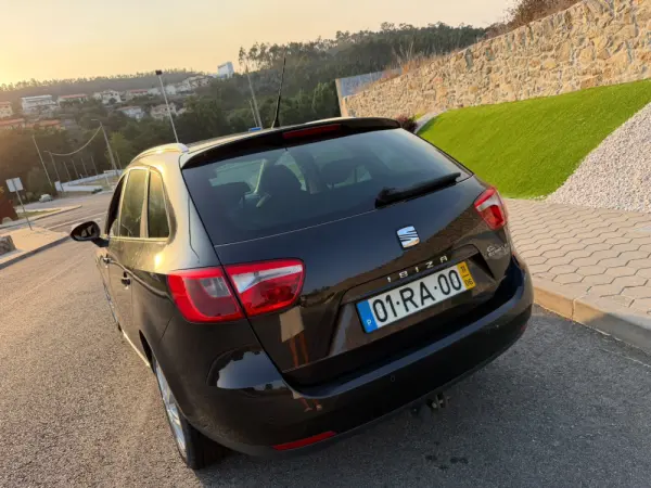SEAT Ibiza ST 7