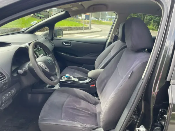 Nissan Leaf 6