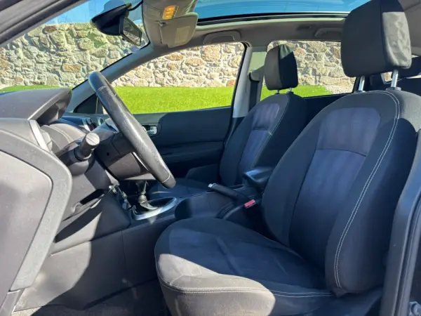 Nissan Qashqai +2 6