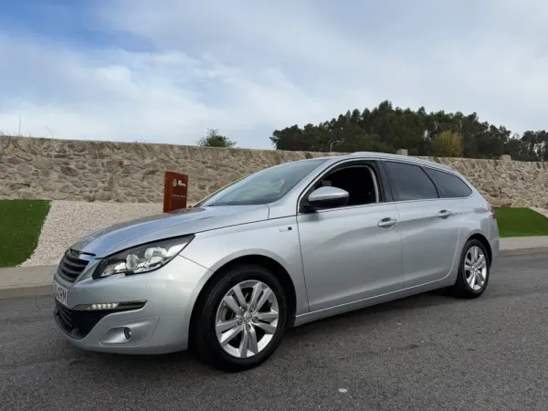 Peugeot 308 1.2 PureTech Style 10