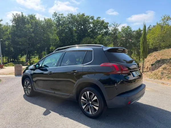 Peugeot 2008 7