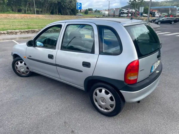 Opel Corsa 13