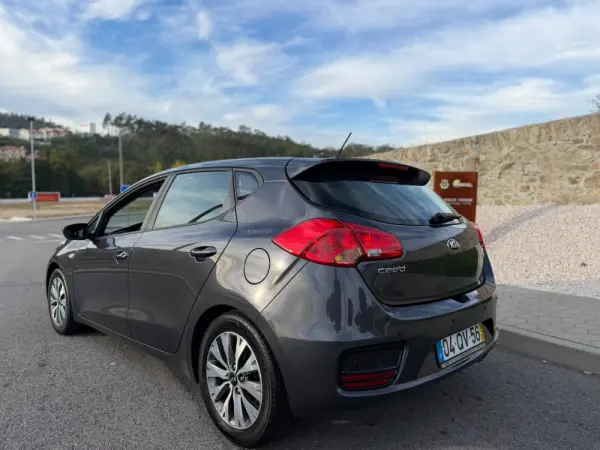 Kia Ceed 21