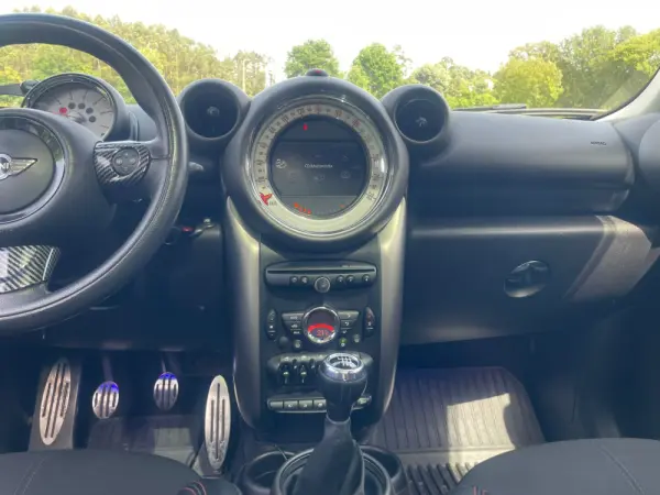 MINI Countryman 16