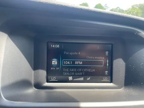 Volvo V40 6