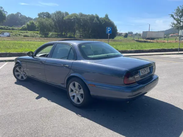 Jaguar XJ XJ6 2.7 D V6 Executive 3