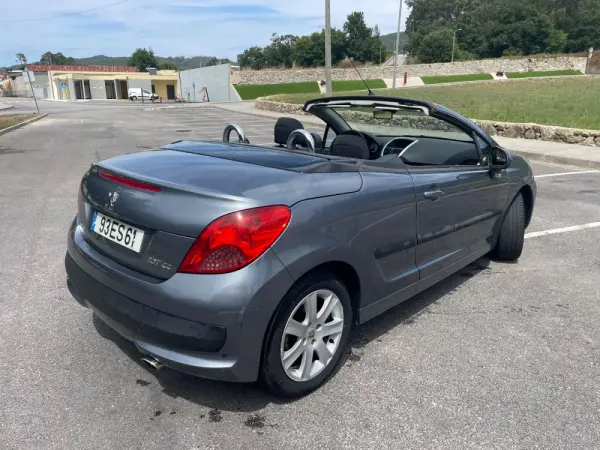 Peugeot 207 1.6 HDi Sport 3