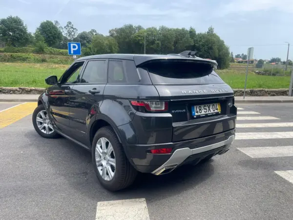 Land Rover Range Rover Evoque 3