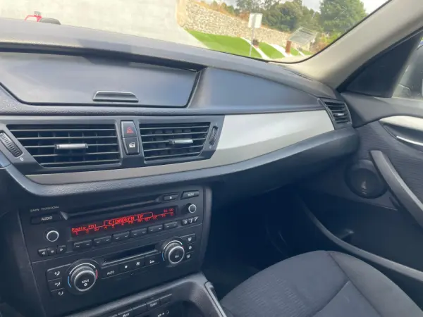 BMW X1 18 d sDrive 12