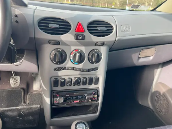 Mercedes-Benz A 140 Elegance 4