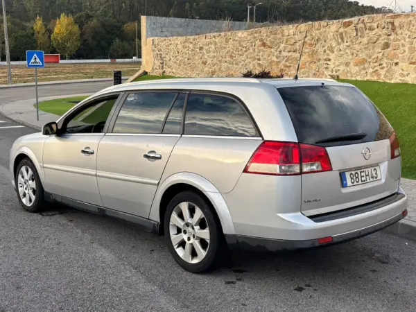 Opel Vectra 1.9 CDTi 11