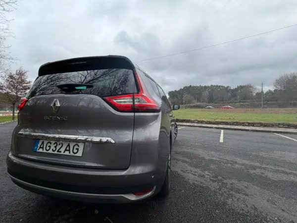 Renault Grand Scénic 19