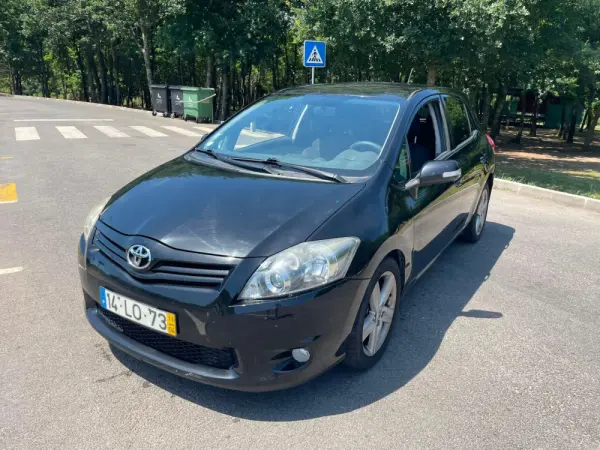 Toyota Auris 1
