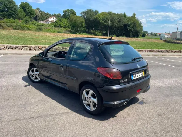 Peugeot 206 11