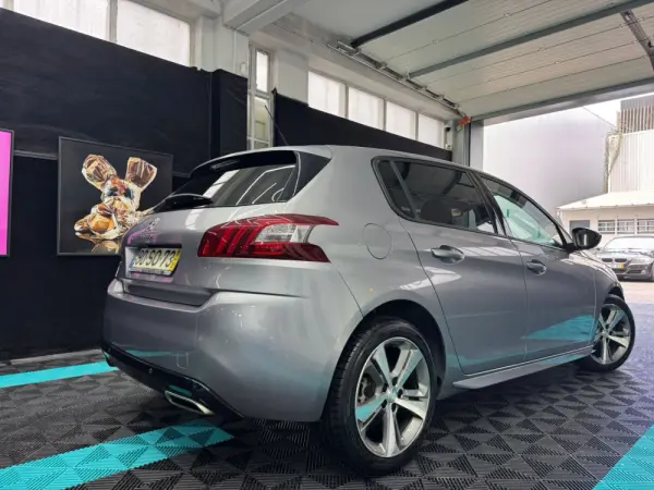 Peugeot 308 11