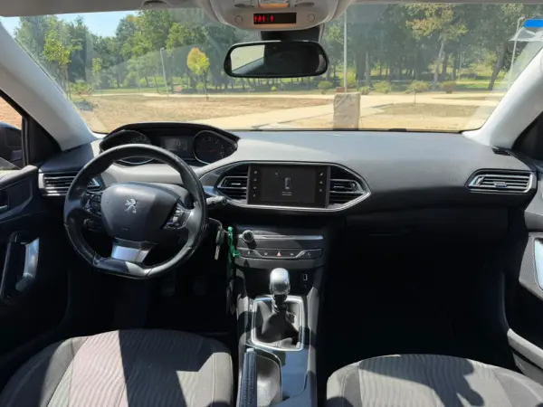 Peugeot 308 2