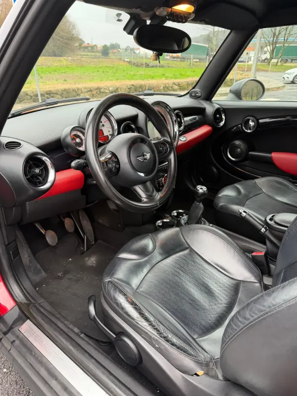 MINI Cabrio Cooper D 2