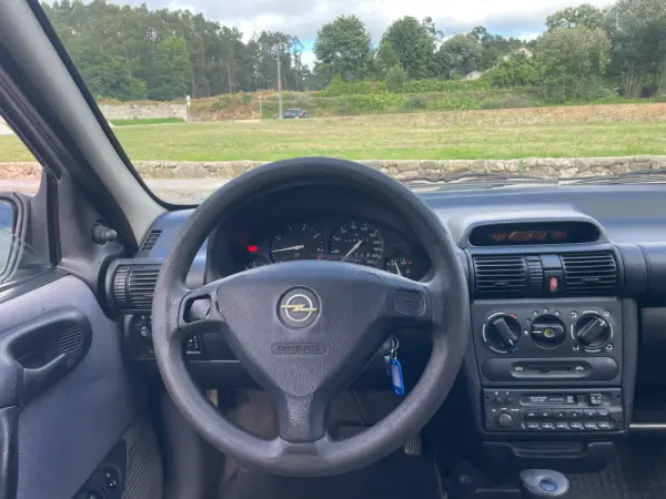 Opel Corsa 12