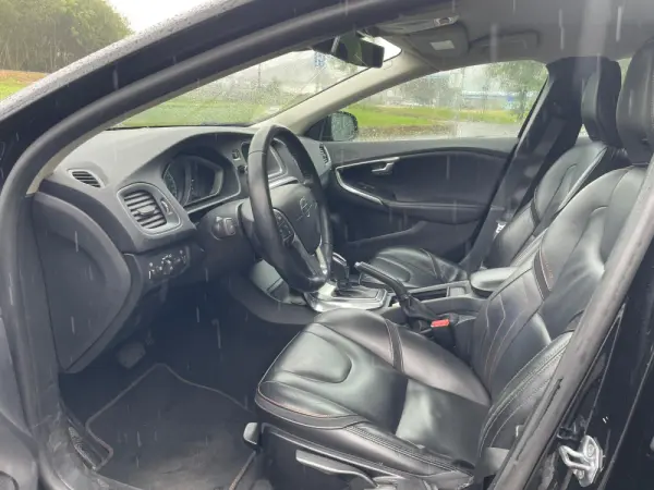 Volvo V40 Cross Country 15