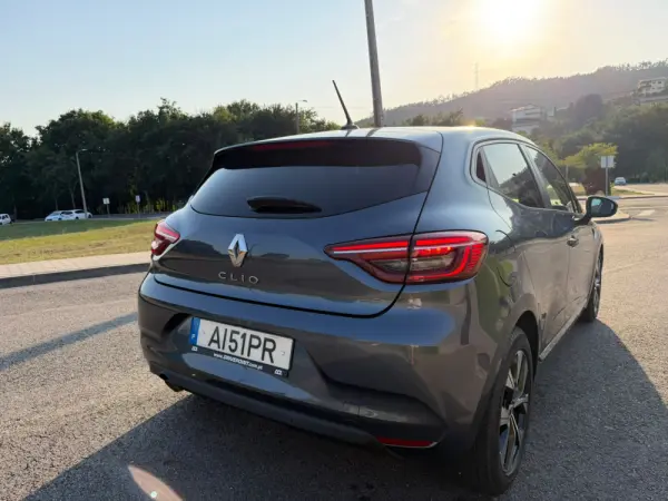 Renault Clio 19