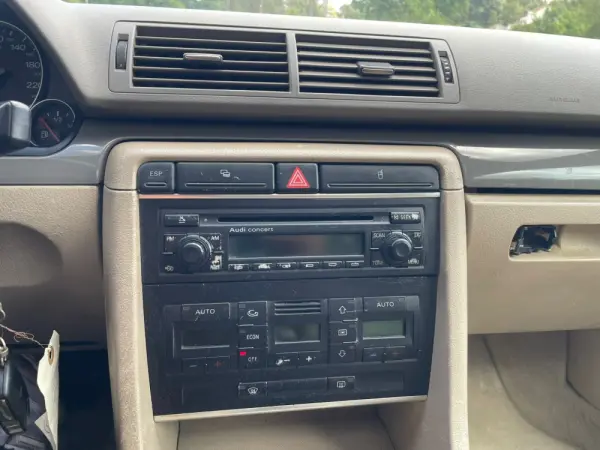 Audi A4 14