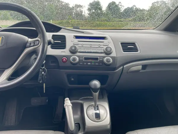 Honda Civic 1.3 DSI i-VTEC Hybrid 11