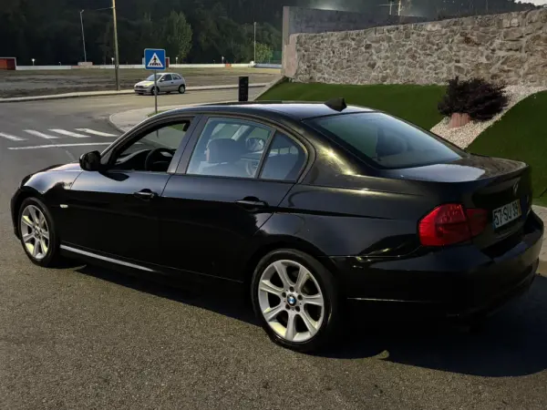 BMW 318 d 12