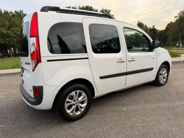 Renault Kangoo 4