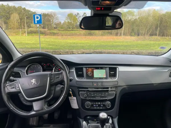 Peugeot 508 SW 6
