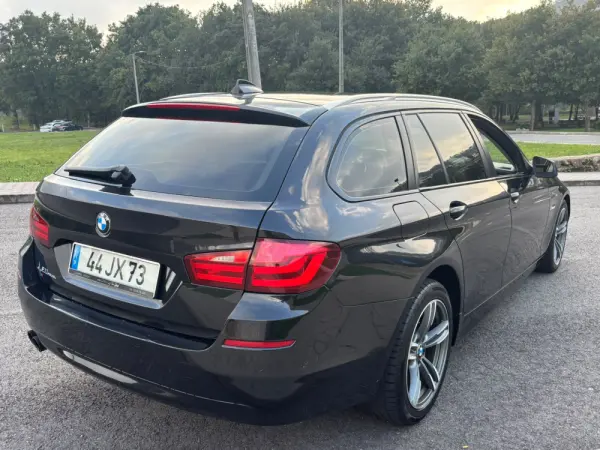 BMW 525 d Auto 5