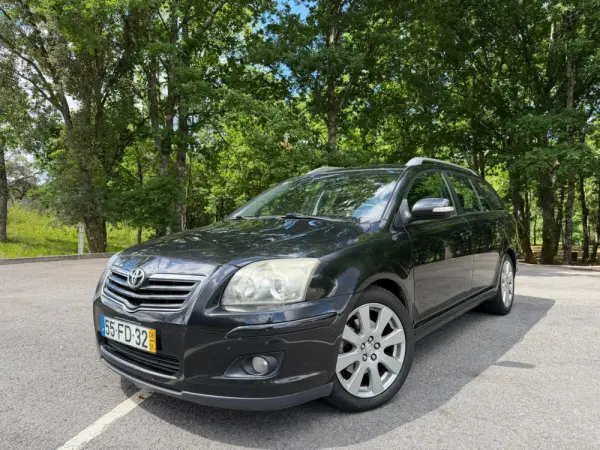 Toyota Avensis 1
