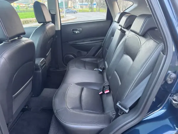 Nissan Qashqai 12