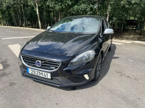 Volvo V40 1.6 D2 R-Design 11