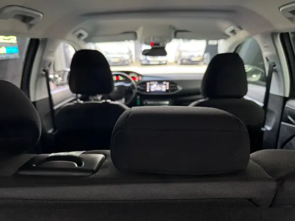 Peugeot 308 6