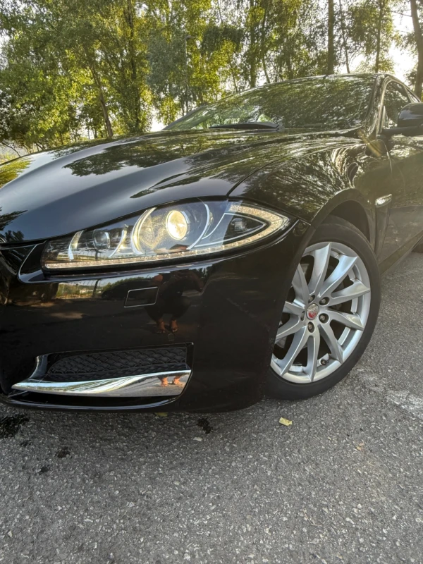 Jaguar XF 11