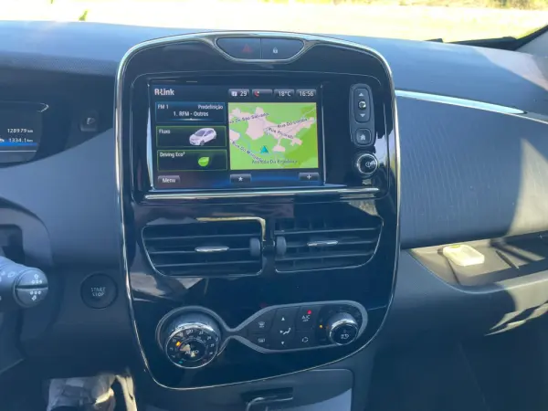 Renault Zoe 8