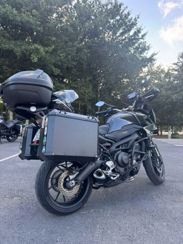 Yamaha MT-09 4