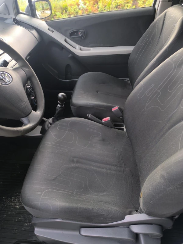 Toyota Yaris 5