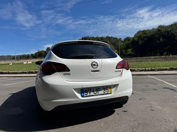 Opel Astra 12
