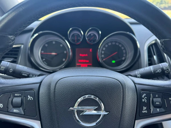 Opel Astra 4